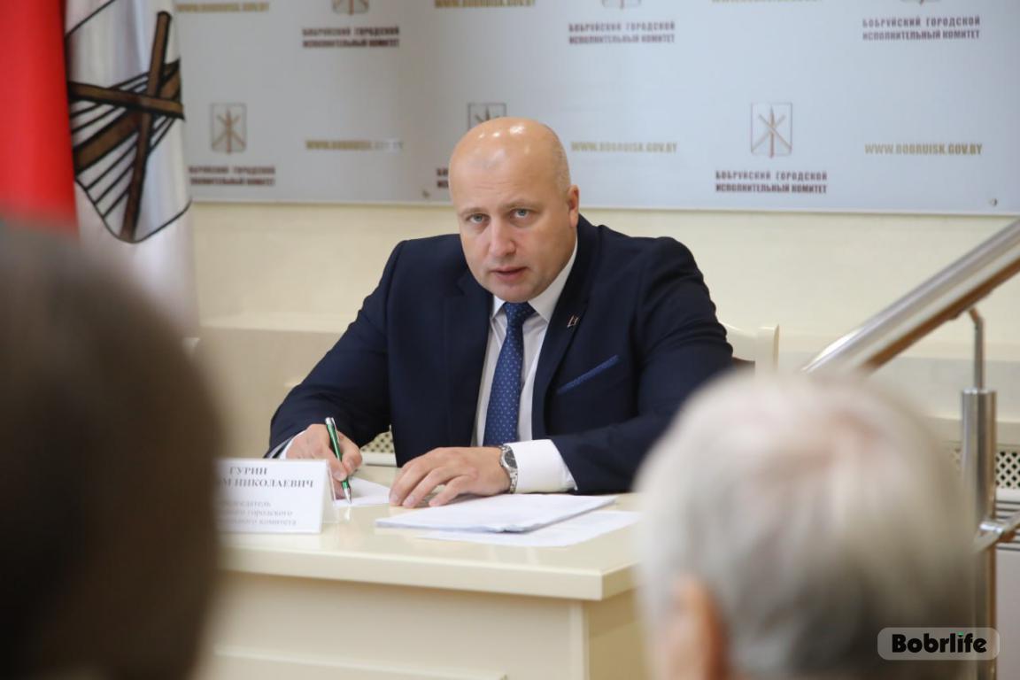Председатель Бобруйского горисполкома проводит прием граждан