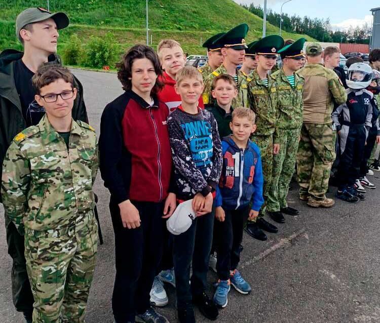 Юные бобруйчане завоевали награды на соревнованиях по картинг-слалому среди православных патриотических клубов