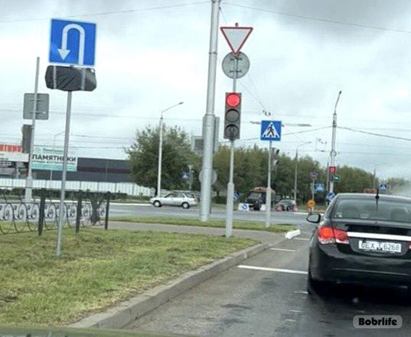 Разворот разрешен! На перекрестке улиц Минской и Крылова временно изменена организация движения