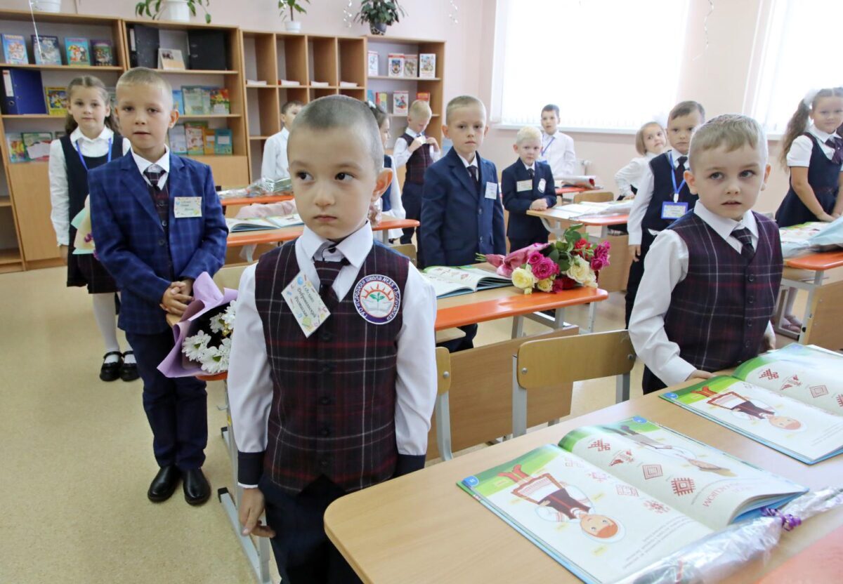 Порядка 71% многодетных семей уже получили матпомощь на подготовку детей-школьников к учебному году