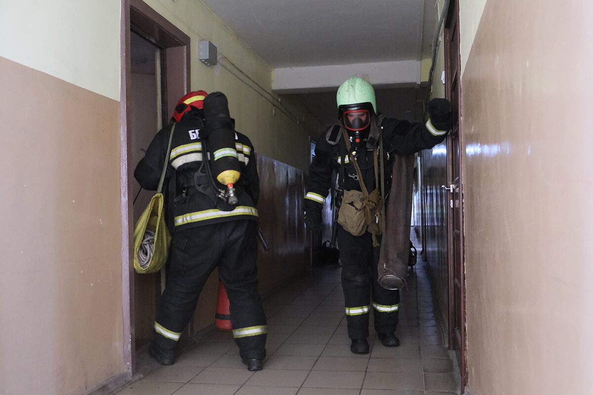 «Общежитие без пожара» в Бобруйске: спасатели провели специальное мероприятие и напомнили о пожарной безопасности
