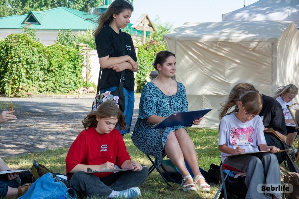 «Палітра роднага краю». В Бобруйске проходит одноименный художественный пленэр