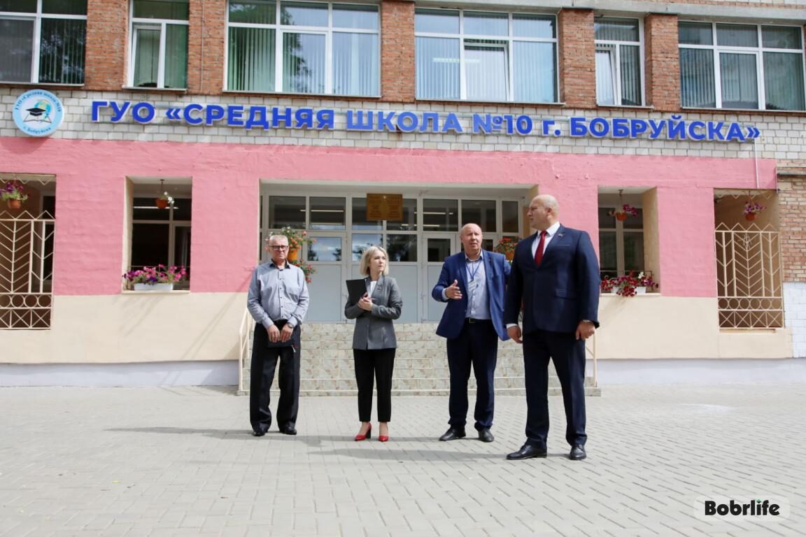 Курс на качество. Максим Гурин провел мониторинг учреждений образования