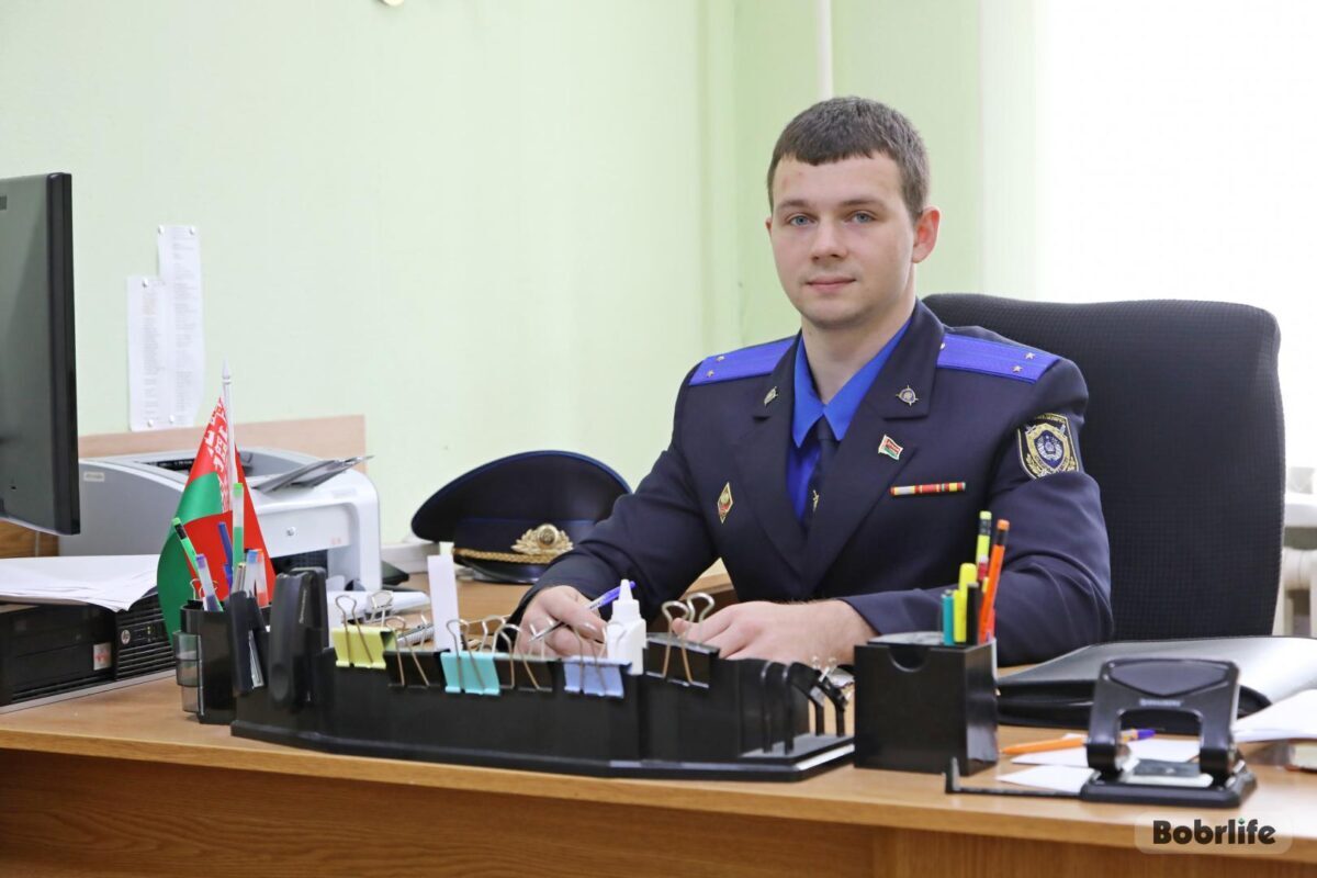 Служить на благо Родины. Молодой следователь Илья Тарасевич о начале трудового пути в Бобруйском межрайонном отделе СК
