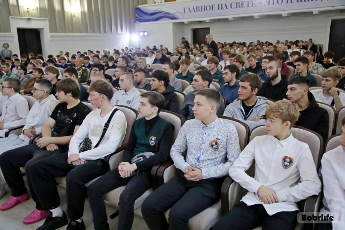 Служить Отчизне. В Бобруйске прошел День призывника