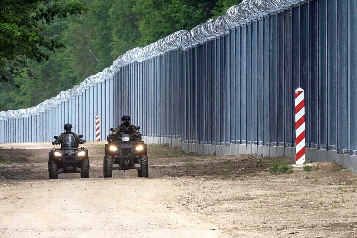 И повторяется такое вот всегда… Идиотический деменциосклероз в Польше прогрессирует