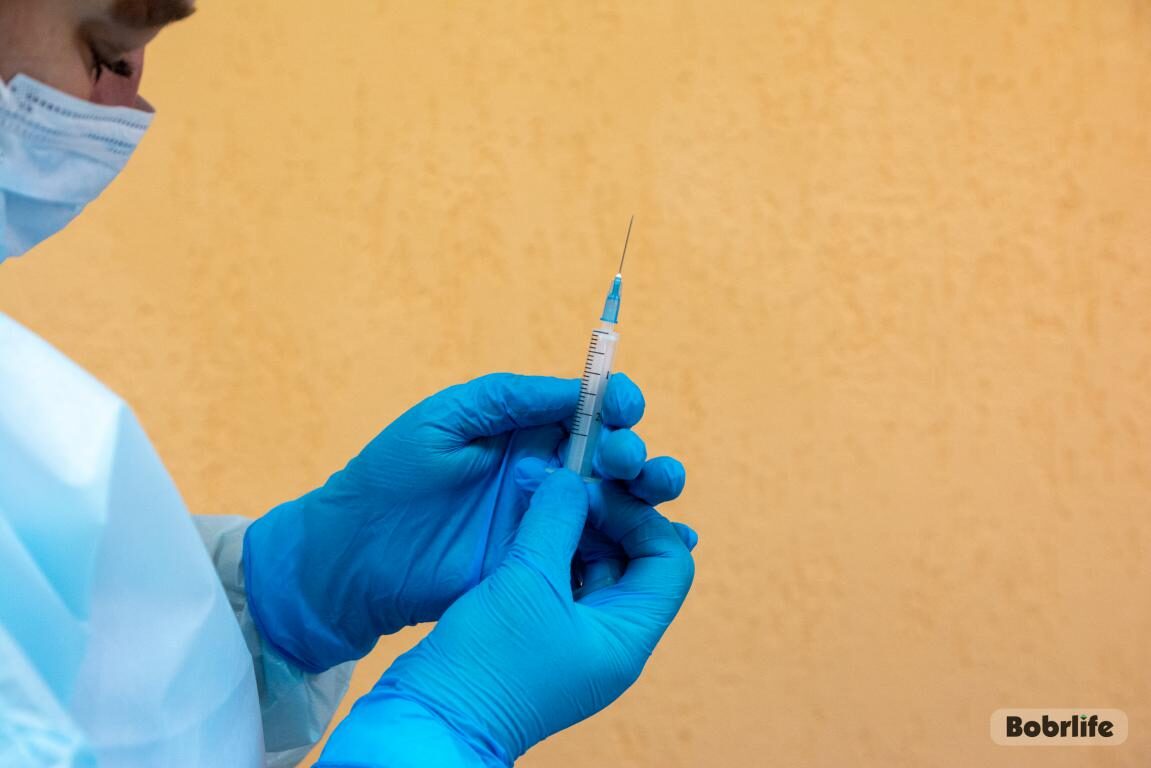 Первый человек в мире умер от птичьего гриппа H5N5