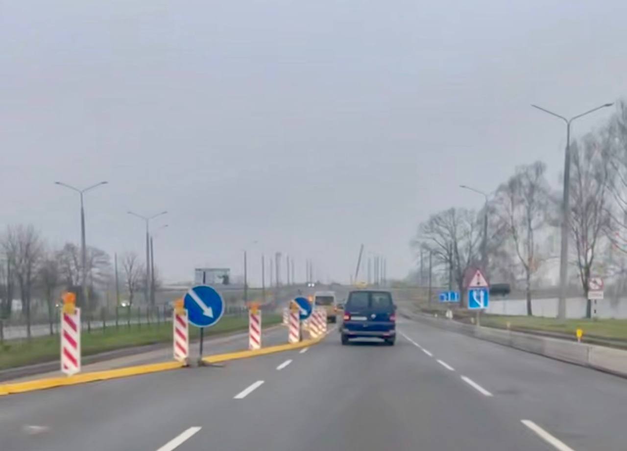 Внимание, водители! На путепроводе по ул. Крылова в Бобруйске действует новая схема движения