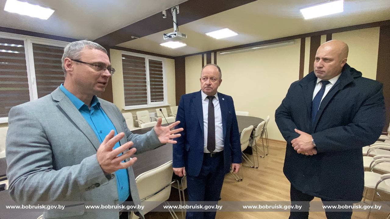 Промышленность и социальная интеграция: Максим Гурин посетил УП «Универсал Бобруйск»
