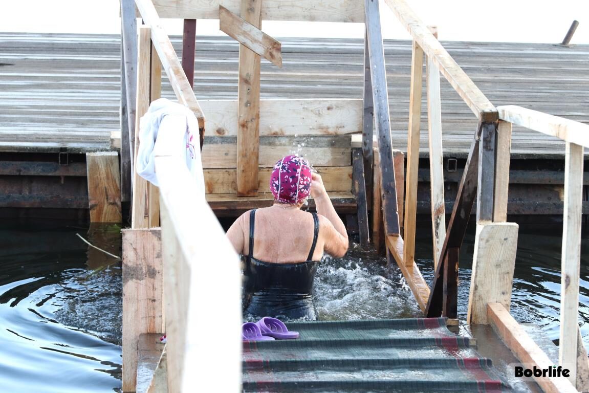 Испытания морозом в Беларуси: как проходит подготовка к Крещенским купаниям
