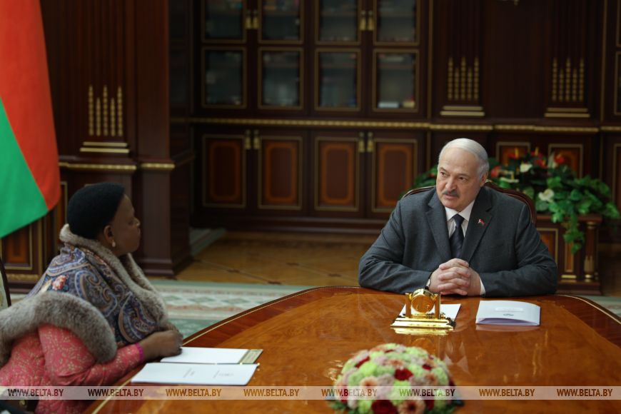 Александр Лукашенко подтвердил ориентир на товарооборот с Зимбабве в $100 млн