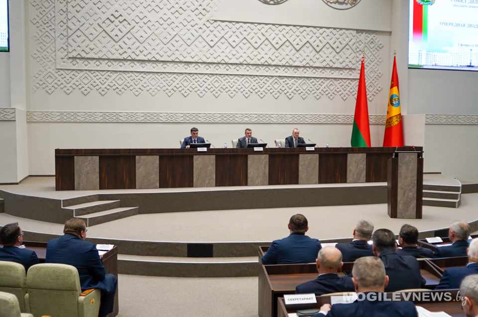 На сессии облсовета заслушали отчет о социально-экономическом развитии Могилевской области за 2025 год