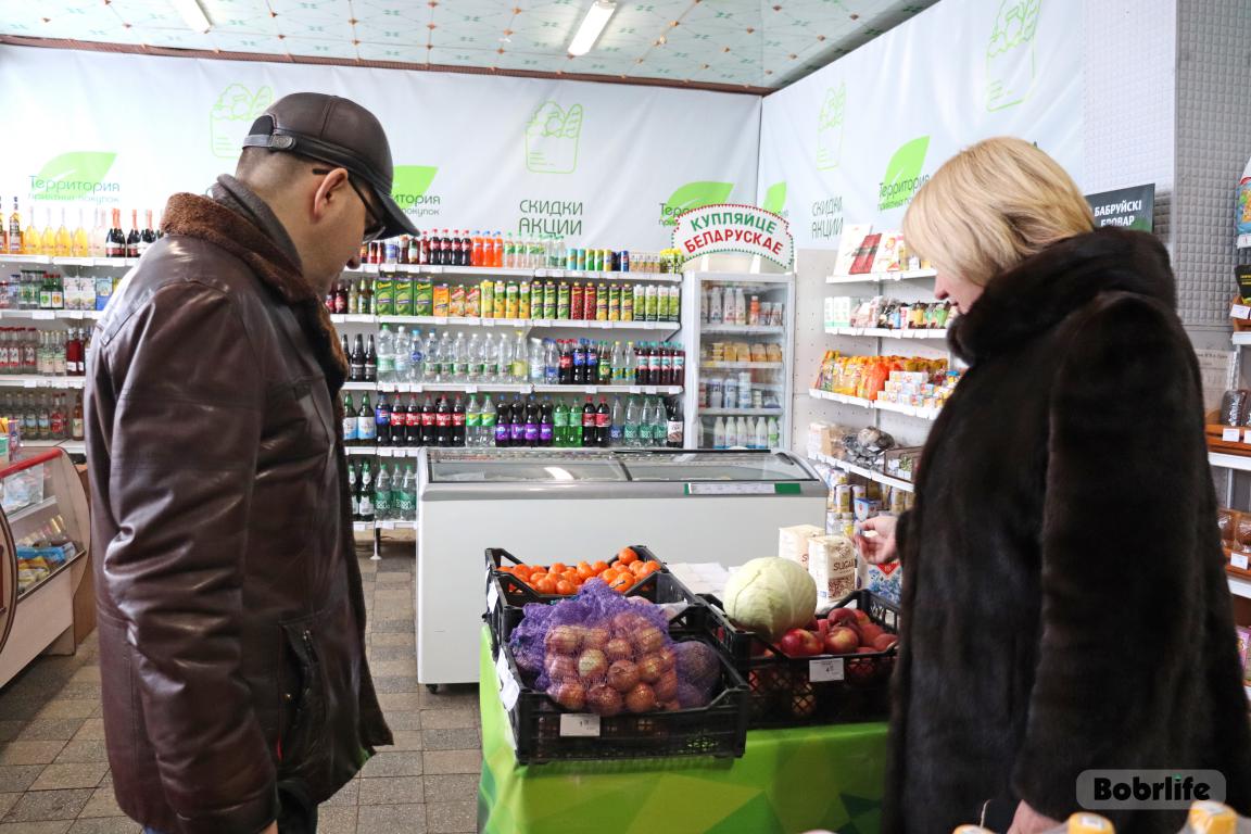 Как с торговлей на селе? Можно обратиться на горячую линию Могилевского облисполкома