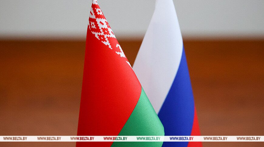 Александр Лукашенко: Беларуси и России надо избавиться от критической зависимости от иных стран