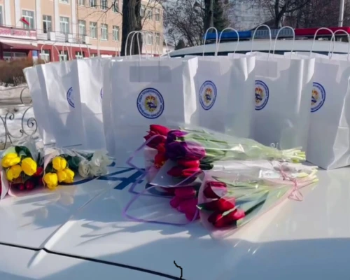 ГАИ Бобруйска поздравила женщин-водителей с 8 марта