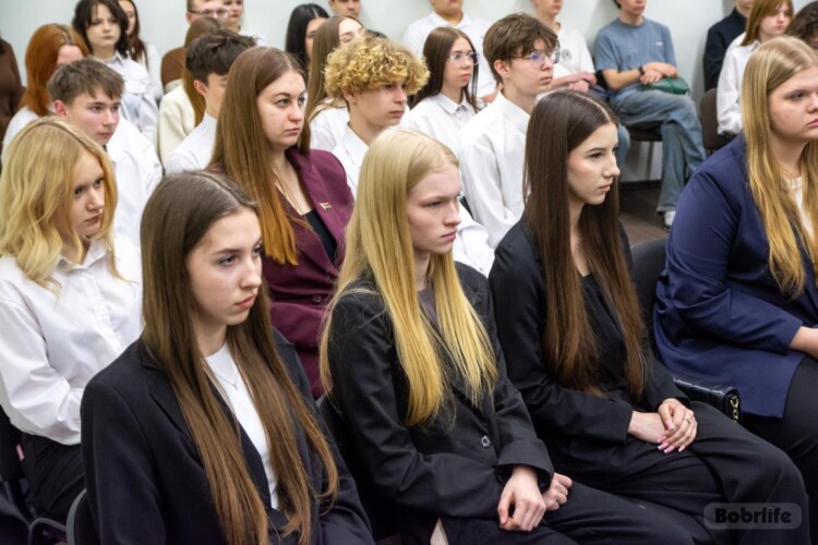 Память, боль и скорбь. Диалоговая площадка, приуроченная к 83-ей годовщине трагедии в Хатыни, состоялась в Бобруйском государственном автомеханическом колледже