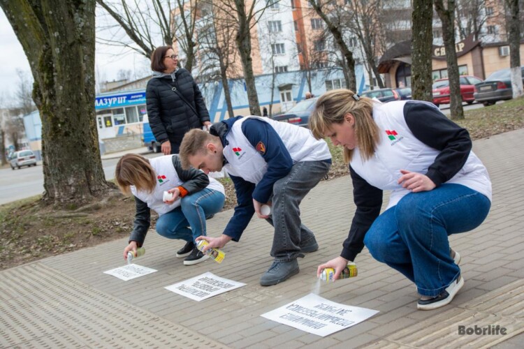 Возьми ребенка за руку. В Первомайском районе Бобруйска продолжается тематическая акция