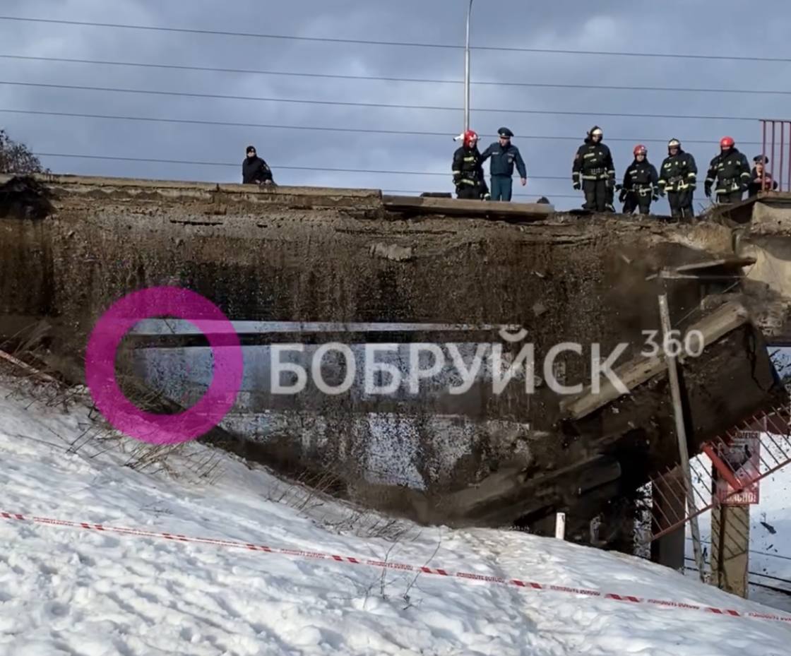 Комиссия по ЧС приняла решение демонтировать аварийный участок моста на ул. К. Маркса, чтобы не допустить возможных обрушений