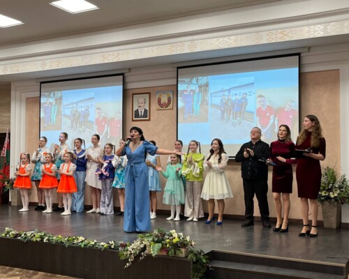 Для женщин от души! Центр досуга и творчества Бобруйска подарил праздник