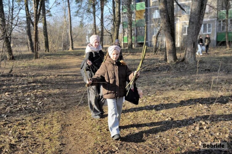 Субботник в Киселевичах: порядок в каждом уголке