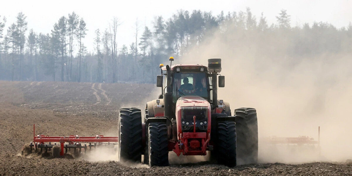 Александр Лукашенко поручил ускорить завершение посевной кампании