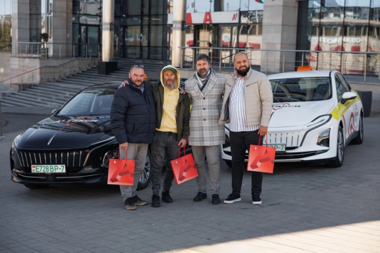 «А1 Такси» наградил своих самых активных водителей