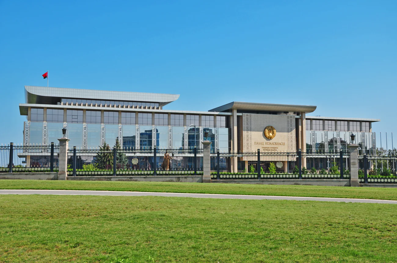 Александр Лукашенко поздравил военнослужащих и ветеранов войск противовоздушной обороны с профессиональным праздником