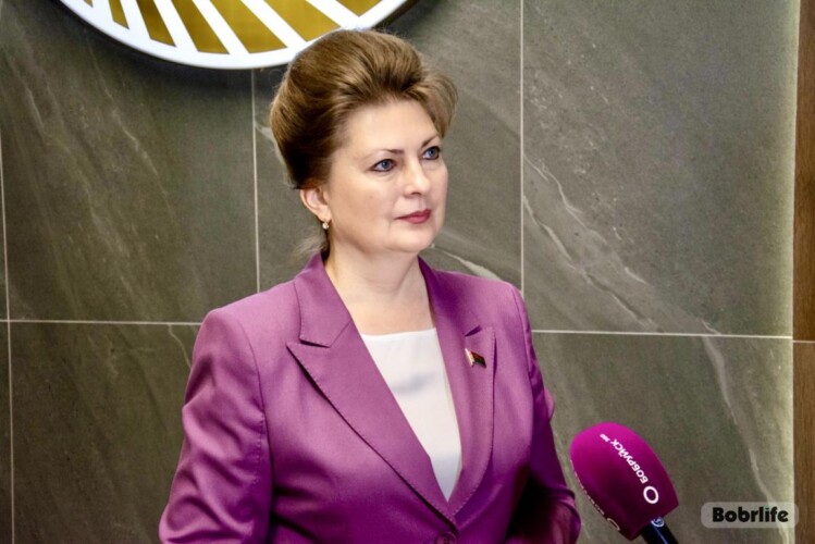 Председатель Бобруйского городского Совета депутатов Ирина Рынейская проведет прием граждан. Идет предварительная запись