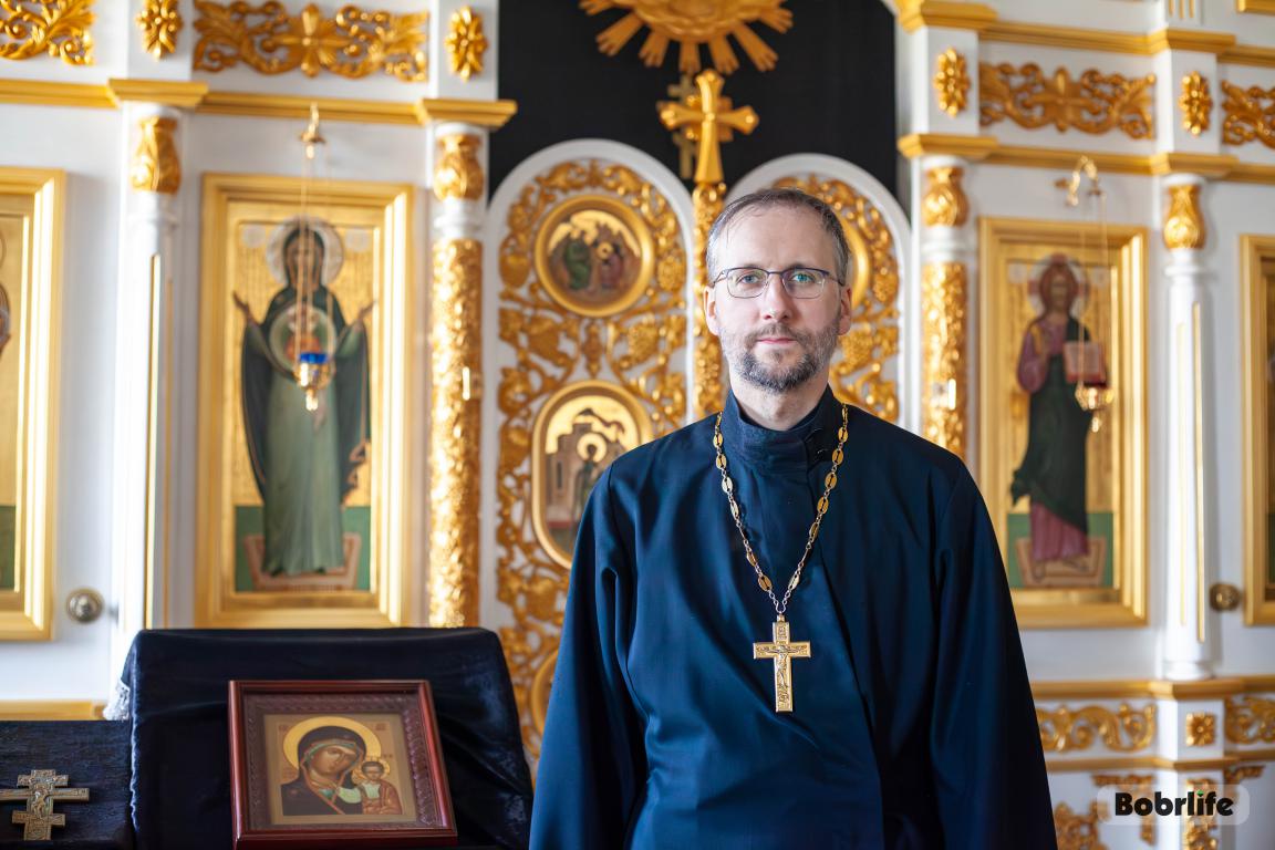 Стереотипы о церкви. На популярные вопросы отвечает настоятель Духовского храма Бобруйска Павел Лукин