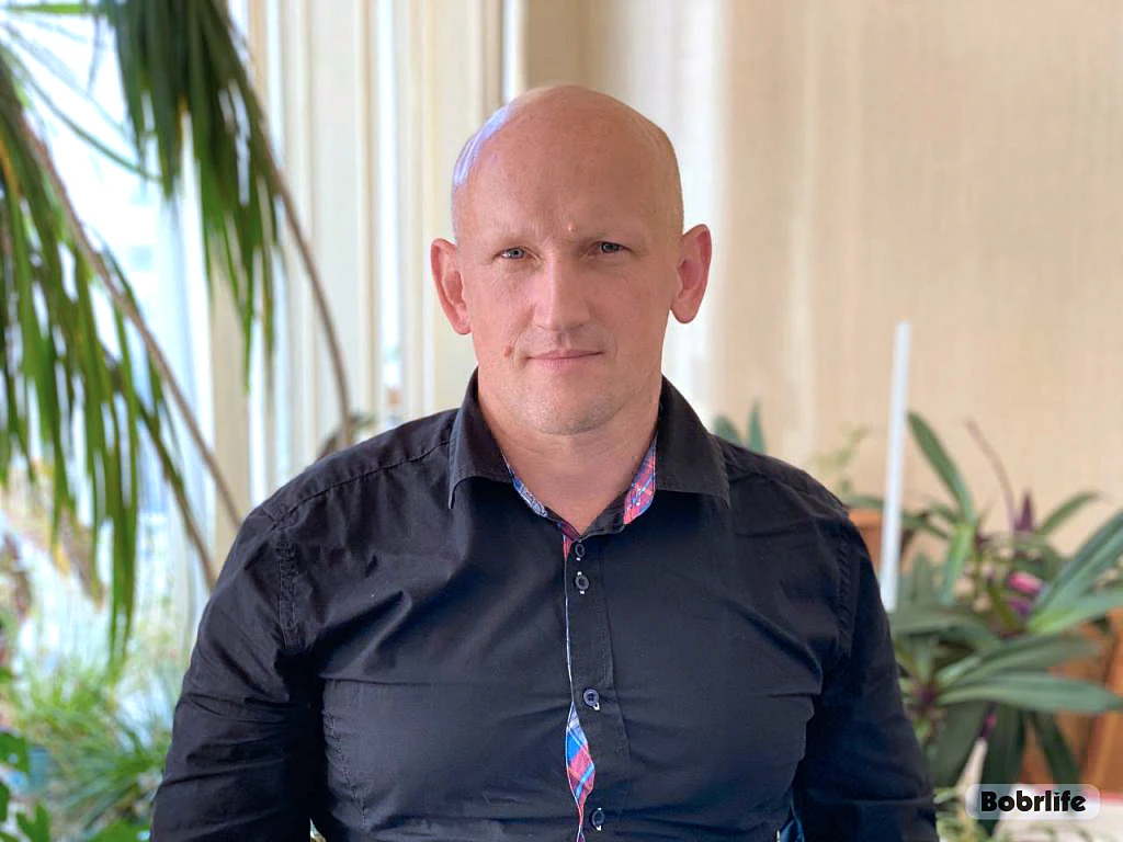 Тры радзімы, адна душа… Партрэт бабруйскага паэта Міхася Барынава, які знайшоў сваю музу ў трох куточках Беларусі