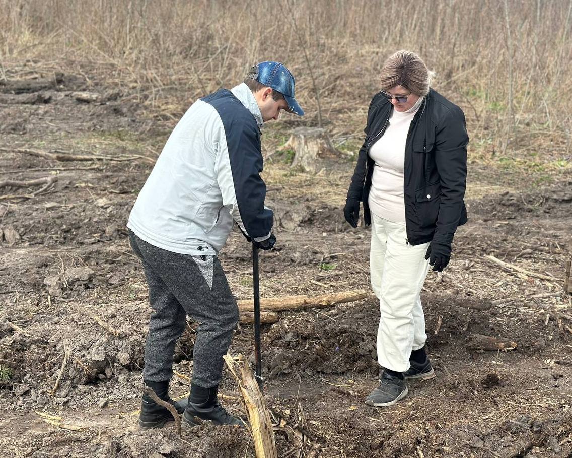 Вместе создаем будущее! Личный состав Бобруйского отдела Департамента охраны приняли участие в республиканской акции «Лес! Дабро! Парадак!»