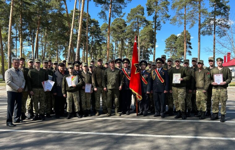 В войсковой части 5527 прошло торжественное прощание с Боевым знаменем