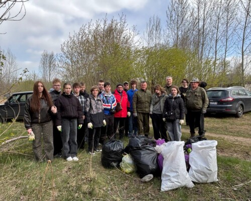 Чистые берега. Бобруйчане приняли участие в республиканской акции «Беларусь синеокая»