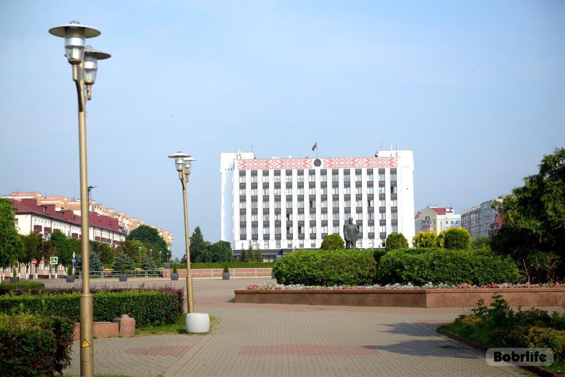 Обратиться за помощью. Прямые телефонные линии пройдут в Бобруйском горисполкоме и администрациях районов 2 мая