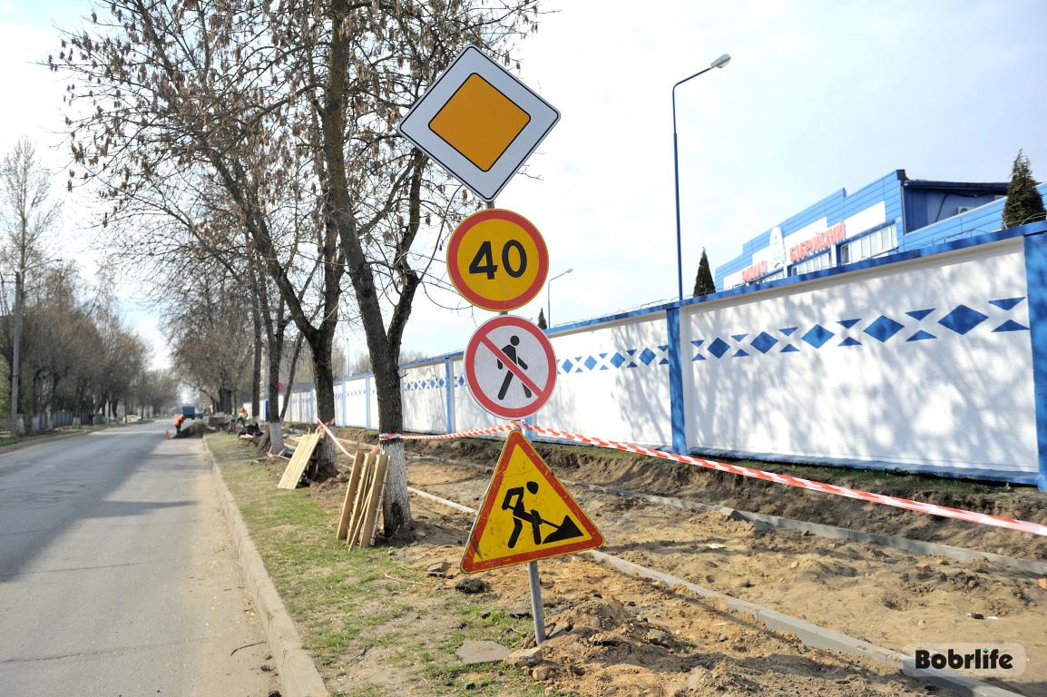 Плитка вместо асфальта. Где в Бобруйске ремонтируют тротуары