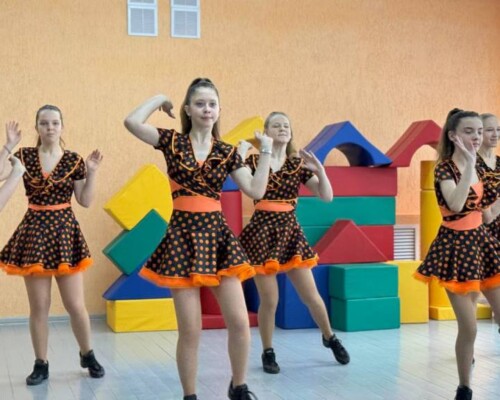 В преддверии Дня семьи во Дворце искусств Бобруйска напомнили: любовь начинается с семьи