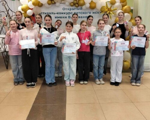 Юные танцоры из Бобруйска покорили Глуск. Образцовый ансамбль «Карагод» привез домой три диплома Лауреата