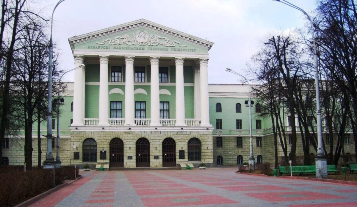 Спроектируй свое будущее сам: «Бобруйскагромаш» приглашает выпускников на целевое обучение в БНТУ