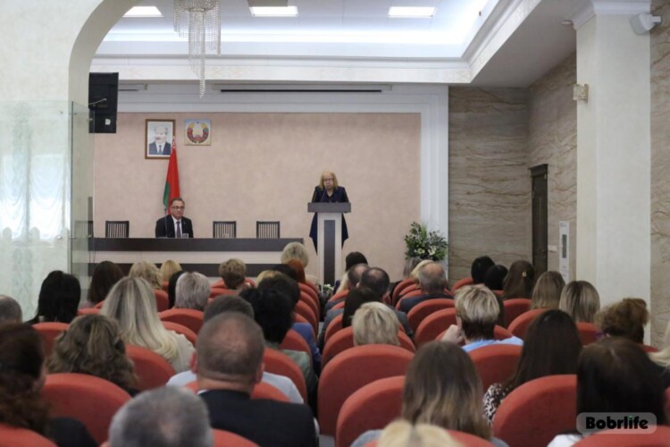 Место Республики Беларусь на мировой арене: информационно-практический семинар «Глобальные тенденции трансформации мира и стратегия Республики Беларусь» прошел в Бобруйске