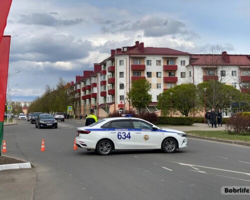 23 мая в Бобруйске ограничат движение из-за праздника «Последний звонок». Водителям важно заранее выбирать пути объезда перекрытых участков