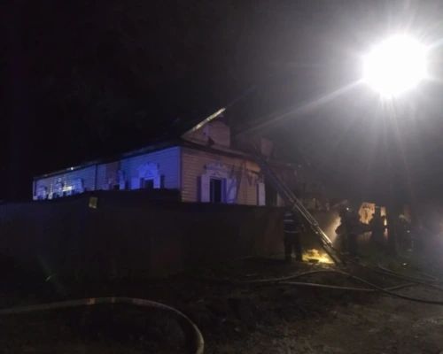 В Бобруйске горел частный жилой дом