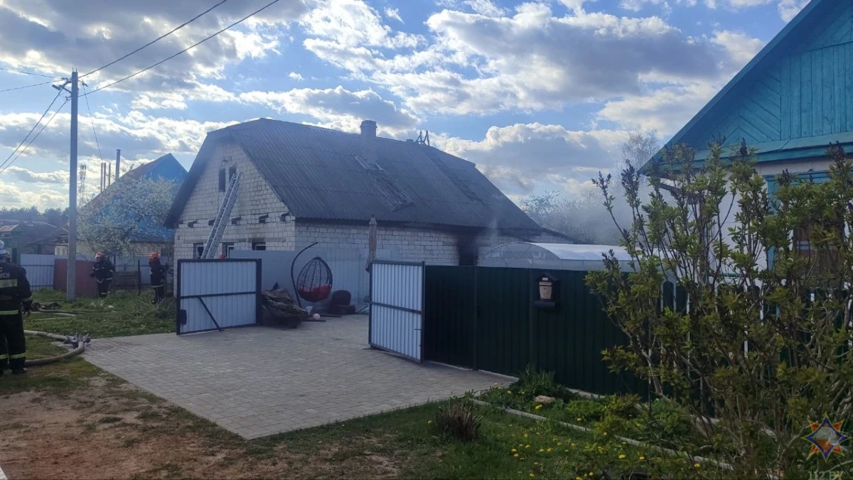 Работник МЧС в свой выходной спас человека на пожаре в Бобруйске