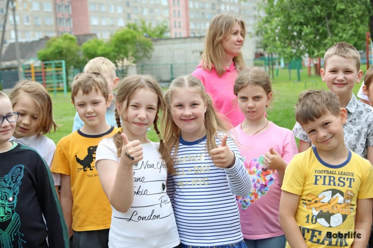 По тропам родной земли: как отдыхают бобруйские школьники в оздоровительном лагере «Світанак»