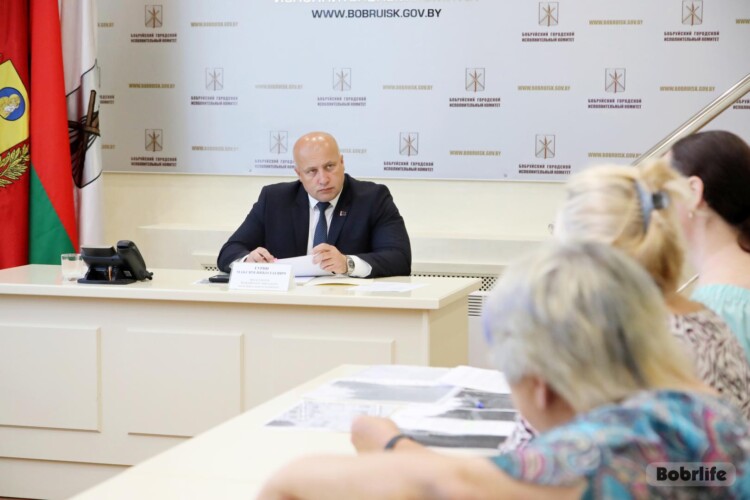 С проблемами и благодарными словами. С какими вопросами обратились на прием к председателю Бобруйского горисполкома