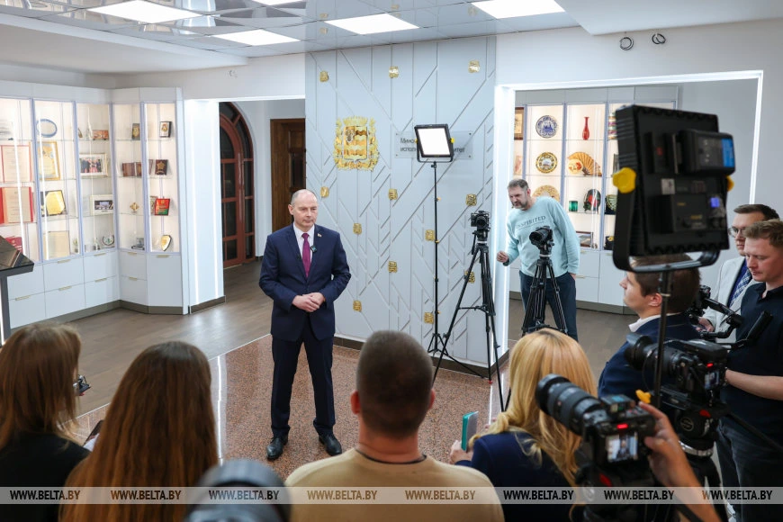 Ситуация в АПК, развитие региона и подготовка к форуму. Александр Лукашенко заслушал доклад по Минской области