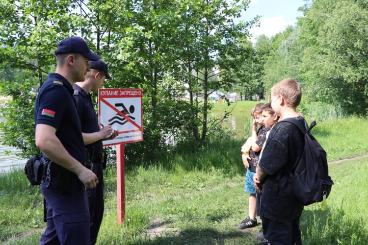 Чтобы ничто не омрачило отдых. Милиция Бобруйска усиливает патрулирование пляжей