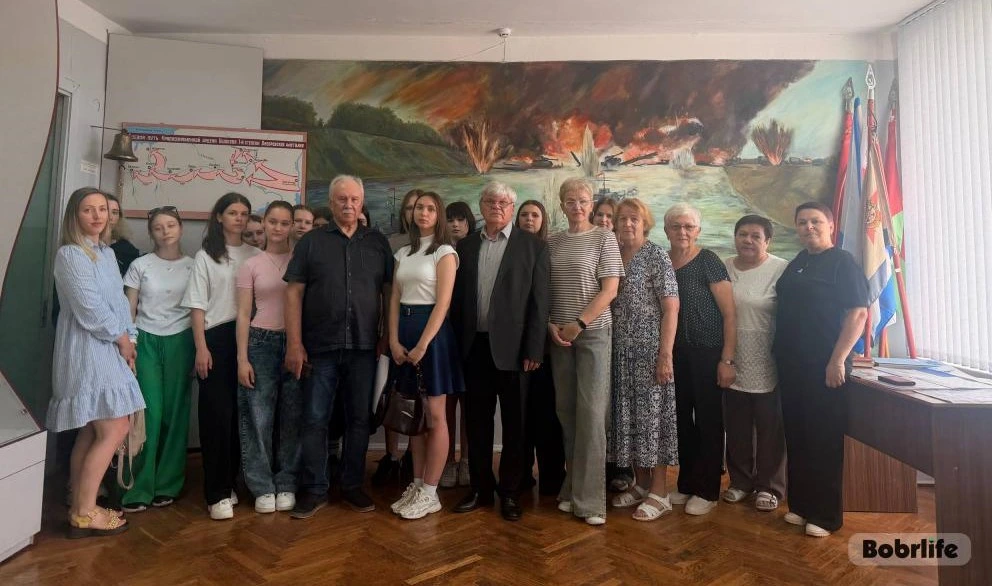 Почтили память моряков-днепровцев. В рамках Марафона молодежи и студенчества учащиеся Бобруйска посетили Музей боевой славы Днепровской военной флотилии