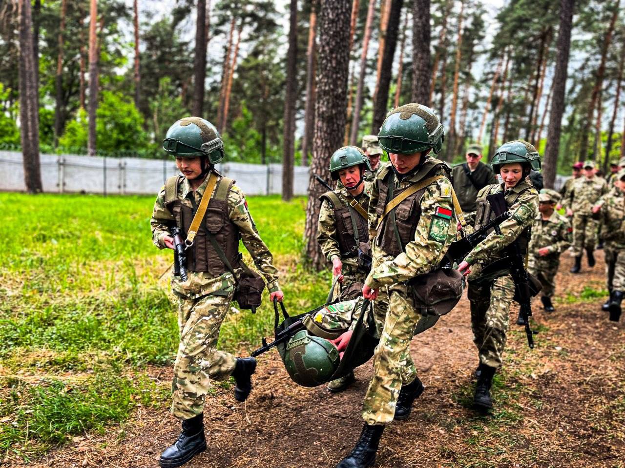 «Зубр» в деле: воспитанники бобруйского ВПК шагнули на тропу военно-спортивного комплекса «Готов в спецназ»