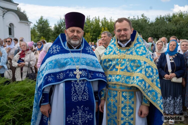 Торжественное богослужение и молитва у чудотворной иконы: Барколабовскому Свято-Вознесенскому женскому монастырю 385 лет