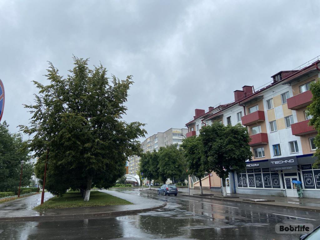 Безопасность прежде всего. Правила поведения во время грозы